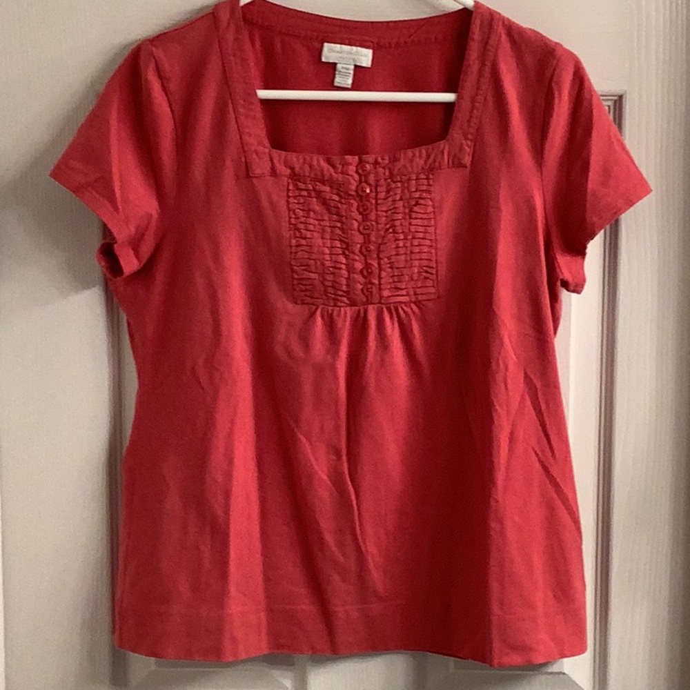 Comfy Short-Sleeved Shirt with Square Neckline. Melon-Colored, Petite Medium.